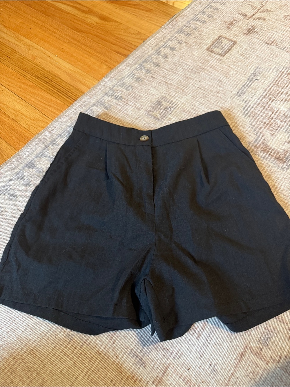 Black Women's Tailored High-Waist Light Weight Shorts